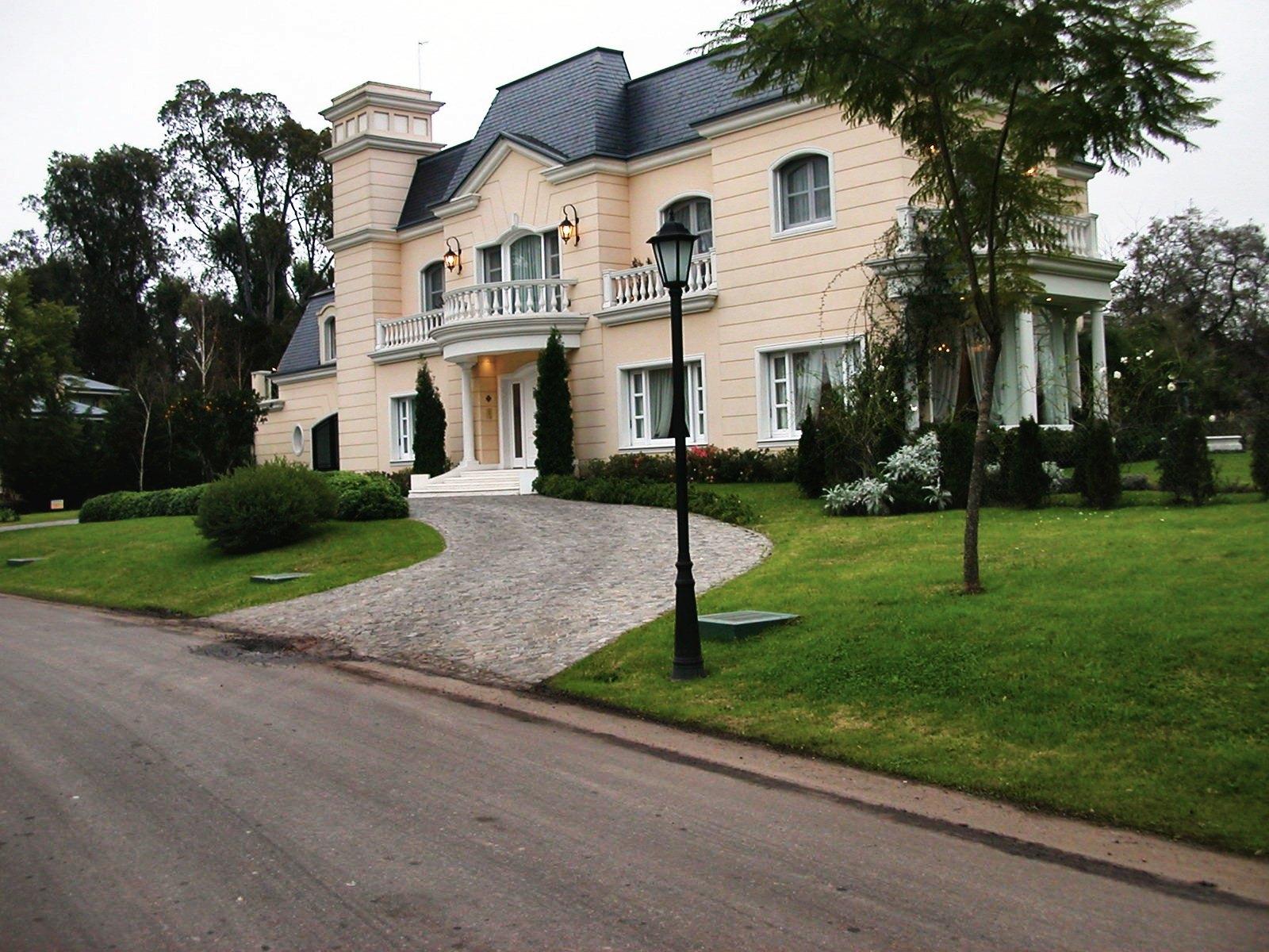 Vista lateral desde la calle