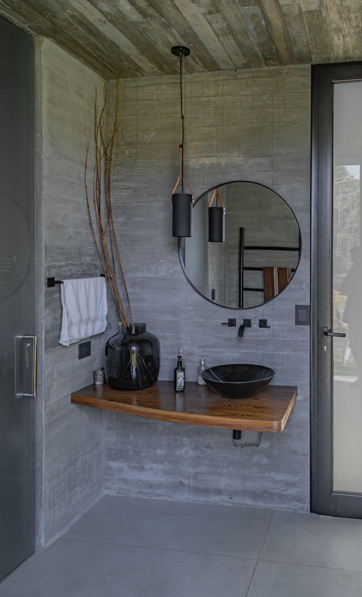 Baño en hormigón visto