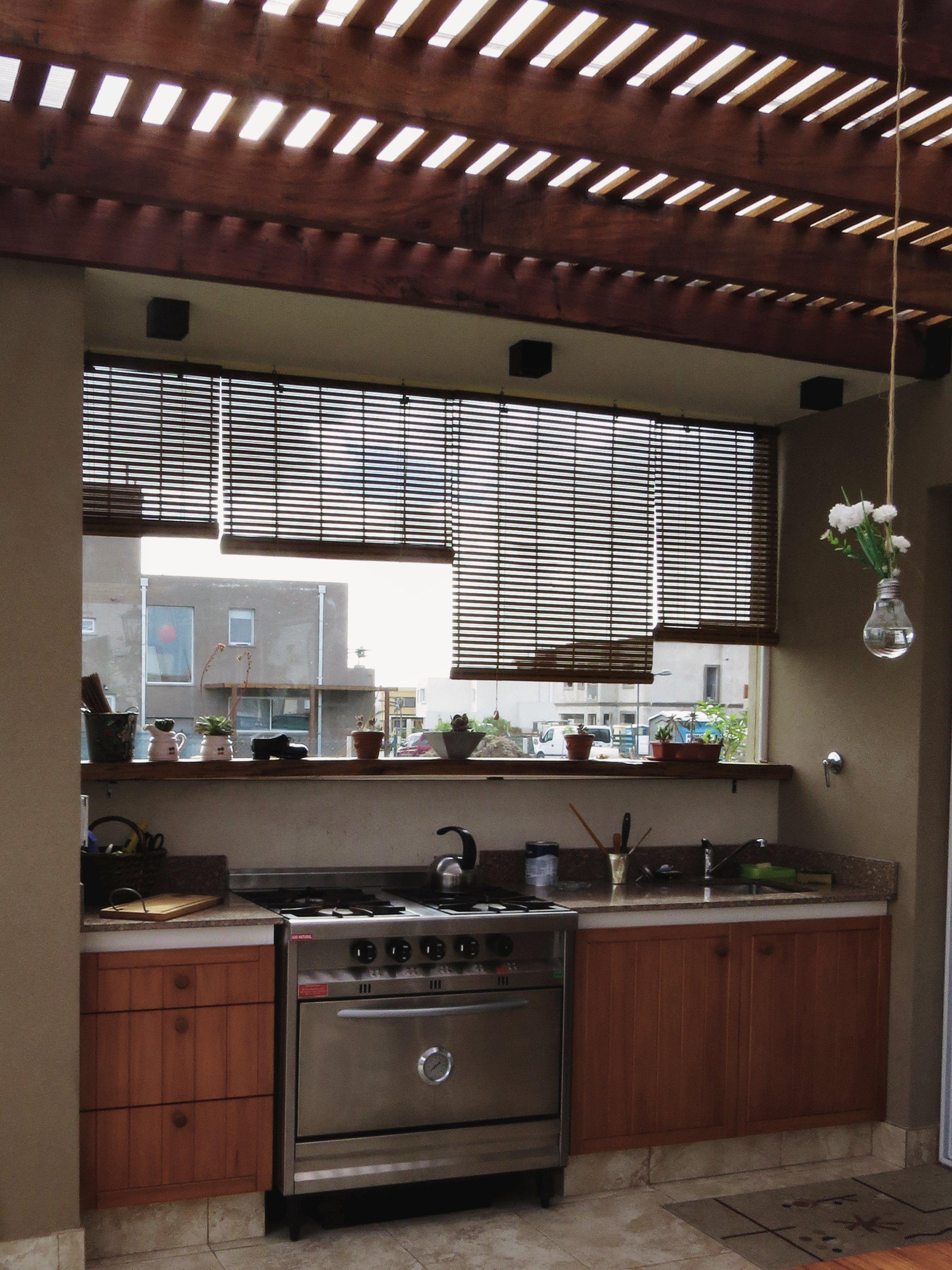 Galería con parrilla